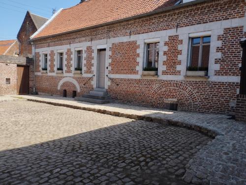 Haspres Casa | Les racines