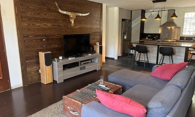 Valderoure Casa | Les rocailles