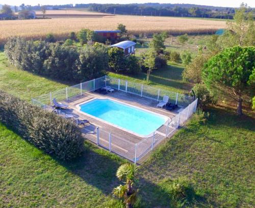Livron-sur-Drome Casa | Les Roulottes-Gîtes de la Ferme de l'Autruche Dromoise