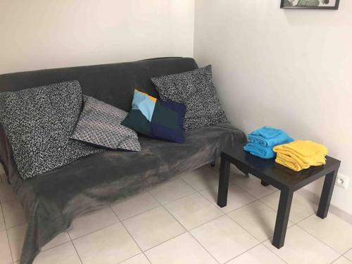 Valence Apartamento | Les ruisseaux, studios avec terrasse et jardin