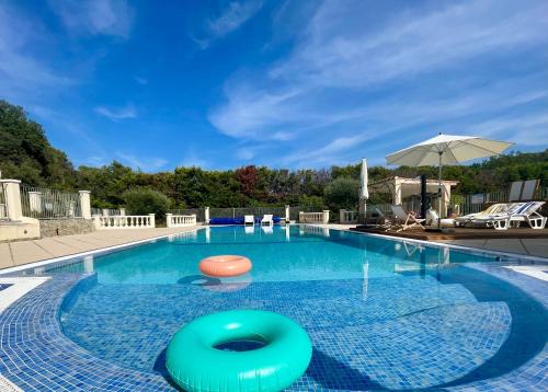 Brignoles Casa | LES TERRASSES DE VALERIAN