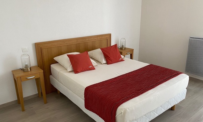Saint-Assiscle Apartamento | Apartamento-Baño en la habitacion-T2