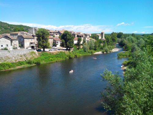 Lanas Cama Y Desayuno | Les Voûtes - Location de Chambres à Lanas en sud Ardèche près d'Aubenas, Ruoms et la Grotte Chauvet