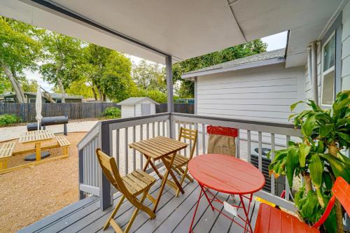 Arena District Casa | Less Than 1 Mi to Frost Bank Center Home with Deck and Grill!