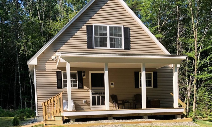 Danbury Casa | Less than 1 mile from Ragged Mountain