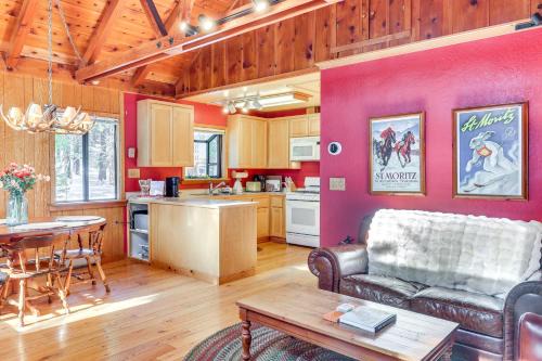 Tahoe City Casa | Less Than 2 Blocks to Lake Tahoe Family Home Near Skiing