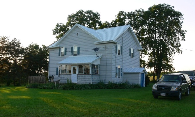 Andover Otro | Lever Hill Lodge