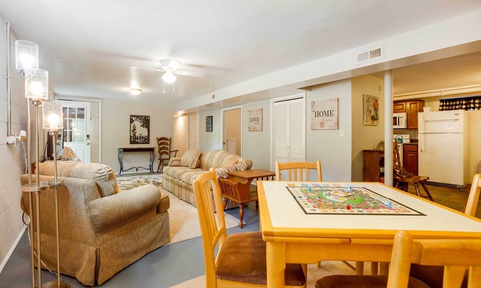Lexington Apartamento | ¡NUEVO! Apt actualizado <6 millas al Instituto Militar VA