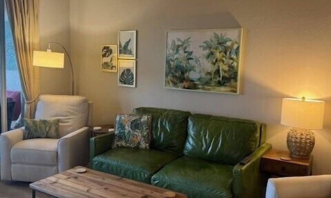 Tropical Cove Condominio | Lexington Golf Village 2 Bed/2 Bath Country Club Condo close to beaches
