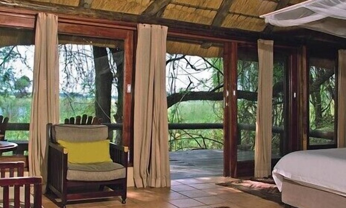 Muneambuanas Cabina | Lianshulu Bush Lodge