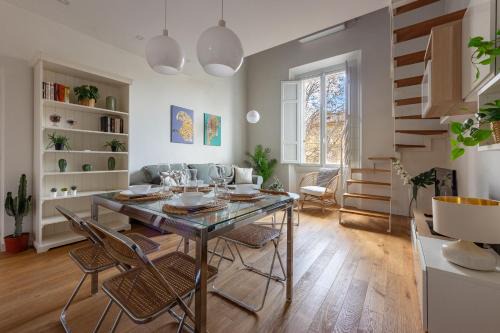 Santissima Annunziata Apartamento | Libertà Bright and Stylish