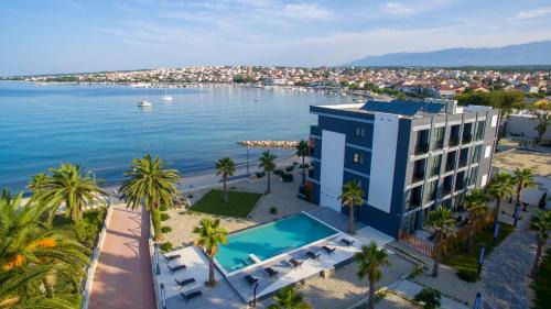 Zrce Hotel | LIBERTY PLAZA