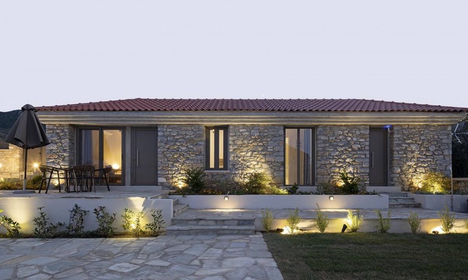 Sourpi Casa | Lichnos Luxury Studio