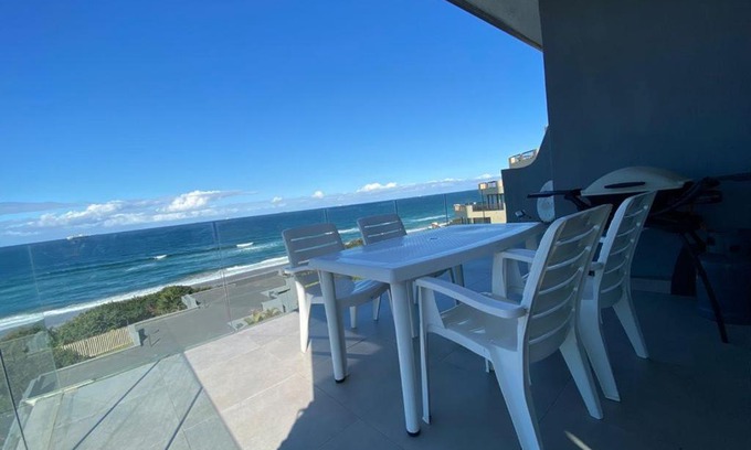 Umhlanga Apartamento | LICORNA BEACH 51 UMHLANGA BEACHFRONT