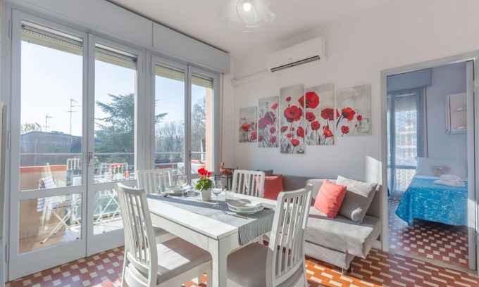 Lido di Pomposa Apartamento | Lido di Pomposa Flat a stone's throw from the Beach!