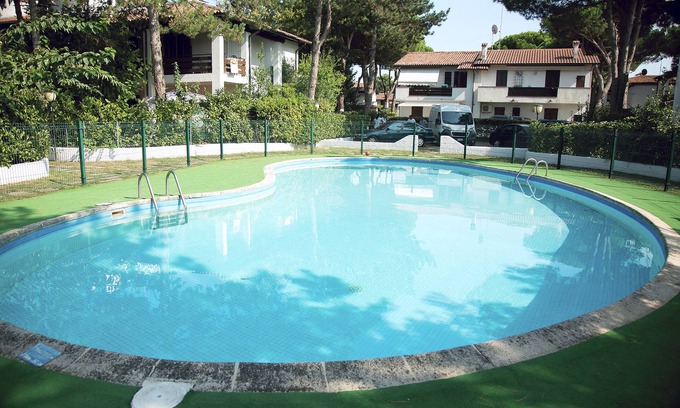Lido di Spina Villa | Lido di Spina, costa adriática, villa en residencia con piscina