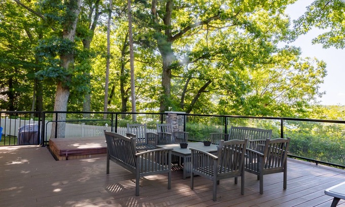 Pentwater Casa | Life is Better at the Lake