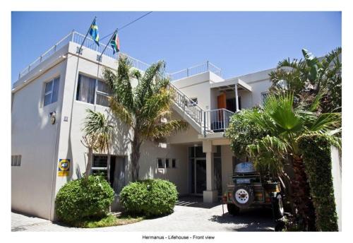 Westcliff Casa | Lifehouse