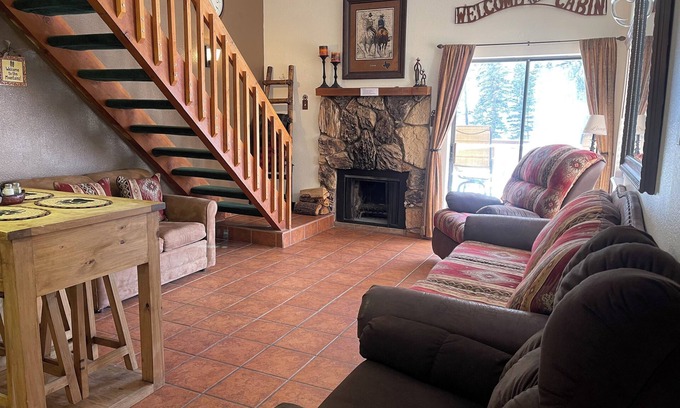 Red River Apartamento | Lifts West 208 with Wifi