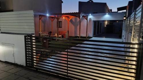 Vasa Koilaniou Casa | Light garden