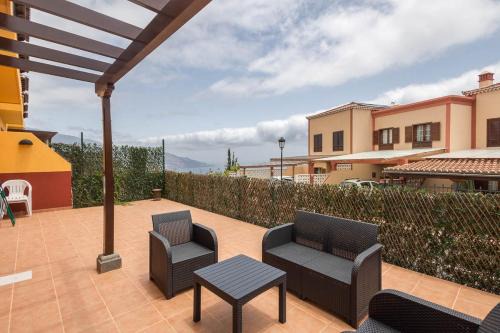 Breña Baja Apartamento | Lightbooking Las Breñas Garden con piscina