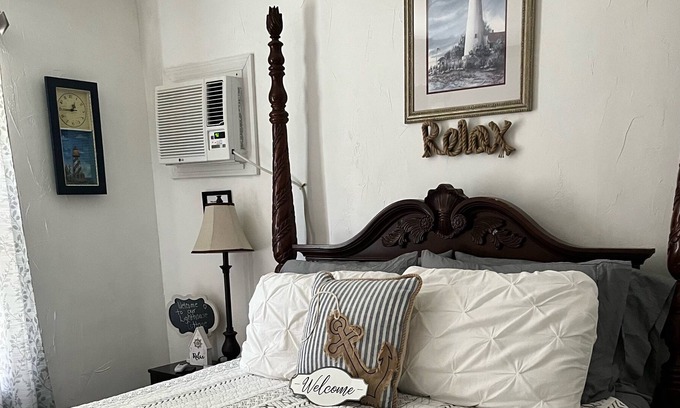 Bay St Louis Cabaña | Lighthouse Cottage