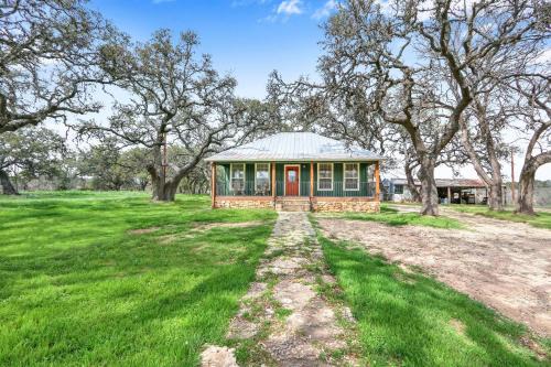 Johnson City Casa | Lighthouse Hill Ranch - Green House