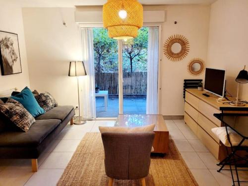 Waldeck-Sully Apartamento | Lil Bretech - T2 avec terrasse, parking et WiFi