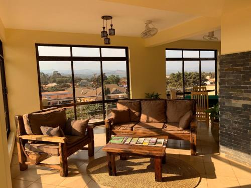 Karatu Hotel | Lilac Elevate Inn