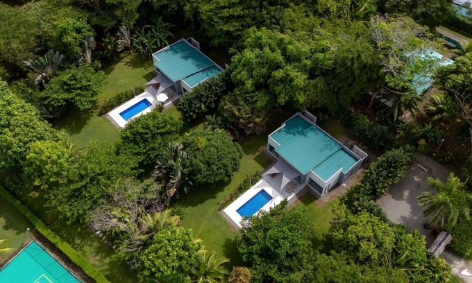 Cahuita Casa | Lilan Nature, Casa Moderna N ° 2 con piscina privada, A / C e Internet