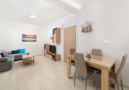 Petaloudes Apartamento | Lilla Cozy House