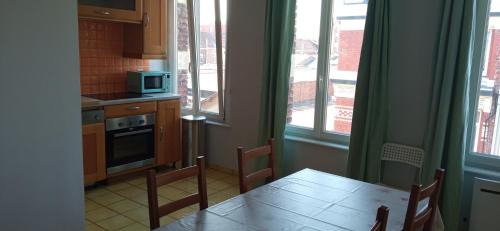 Vauban - Wazemmes Apartamento | Lille Wazemmes Grand Duplex lumineux prox métro