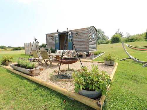 Bottesford Casa | Lillie's Shepherd's Lodge Retreat & Wellness