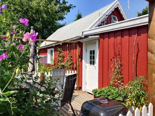 Falkenberg Casa | Lillstugan - Centralt och havsnära i lugnt villområde
