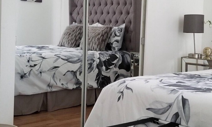 Glasco Casa | Lilly’s Place is cozy and relaxing every room has it’s own unique style.