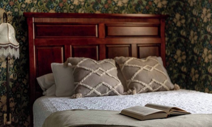 Geneseo Cama Y Desayuno | Lily of the Valley Room - Big Tree Inn