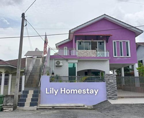 Kampung Permatang Badak Casa | Lily's Guesthouse Kuantan City