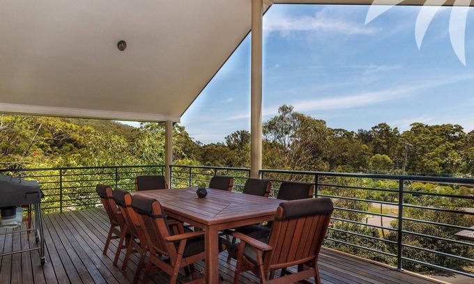 Elizabeth Beach Casa | Lilys - Pacific Palms Holidays