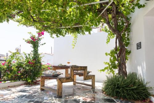 Akrotiri Casa | LIMASSOL AKROTIRI BEACH VINE COTTAGE a