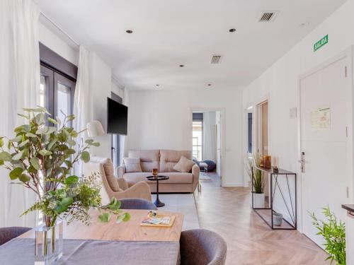 Perchel Sur Apartamento | Limehome Málaga Calle Ancha del Carmen - Digital Access
