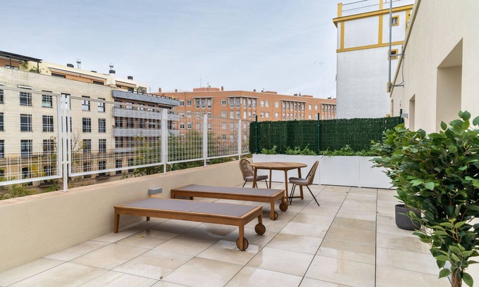 Cruz Roja-Capuchinos Apartamento | Limehome Sevilla Ronda de Capuchinos