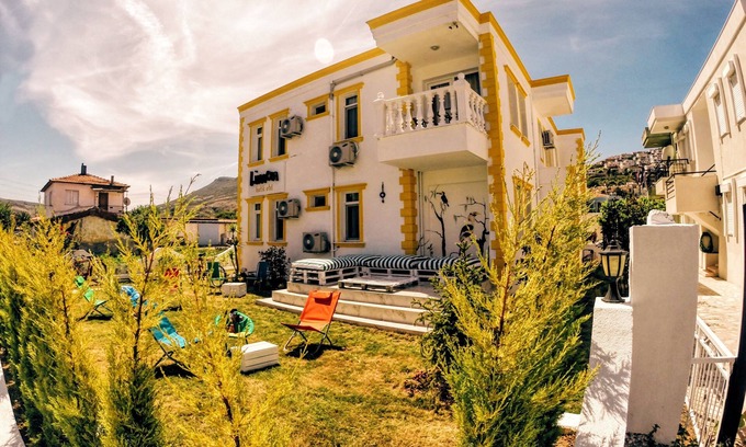 Foca Hotel | Limon Pansiyon
