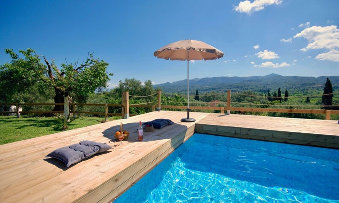 Termenades Casa | Limoncello, lovely family house, WiFi, close to amenities
