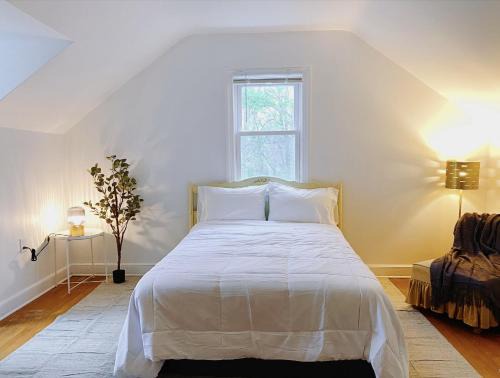 Plainfield Casa | Lin Wood Retreat