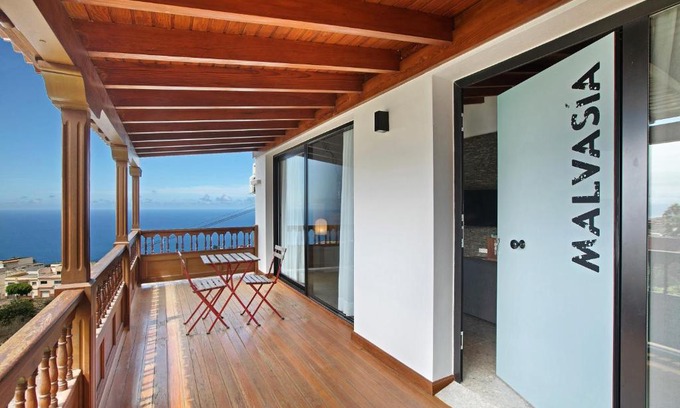 Sauzal Casa | Linaje del Pago Malvasía