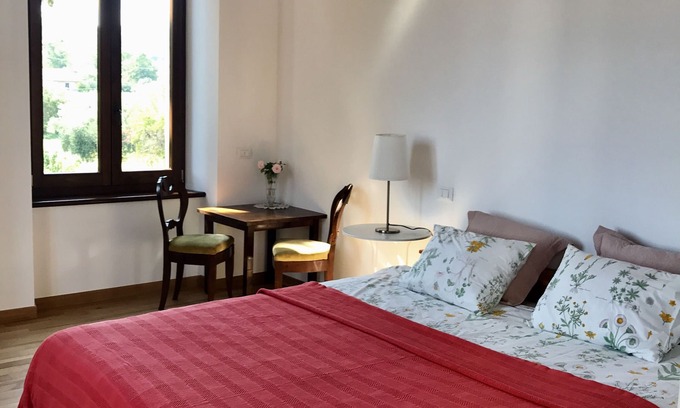 Martinsicuro Apartamento | Linda apartamento, a 300 metros del mar en una casa de campo típica ideal para familias