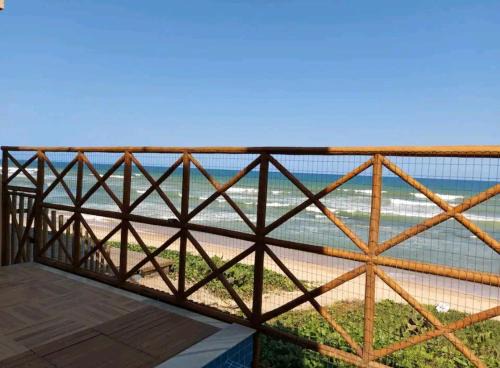 Ipitanga Casa | Linda casa beira da praia