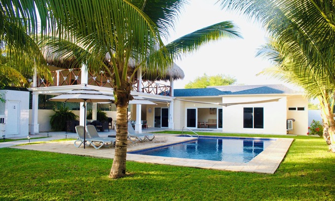 Monterrico Casa | Linda casa de playa Familiar Monterrico
