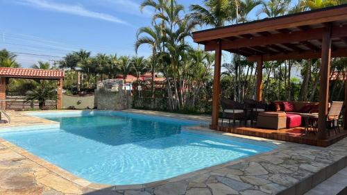 Morada da Praia Casa | Linda casa Morada da Praia com piscina privativa e muito espaço pra você e seu pet