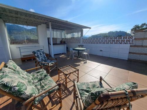 Mambucaba Casa | Linda cobertura Prainha de Mambucaba Paraty 50m da praia